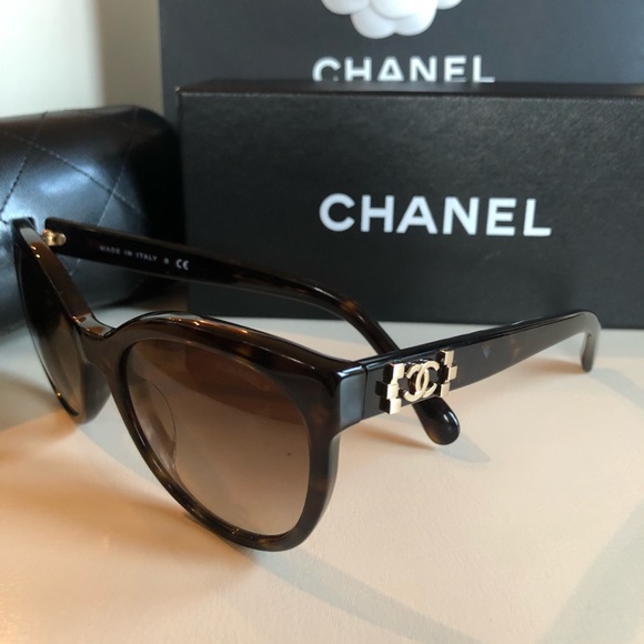 CHANEL Authentic Sunglasses - Picture 3 of 8
